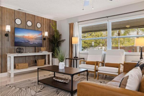 Luxury Rustic Retreat Entire Home in Pinellas Park